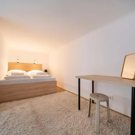 Apartment Park Harmony Studio- Near Heroes' Square