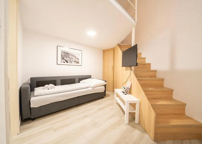 Park Harmony Heroes Sq Ac, Smart Tv Budapest